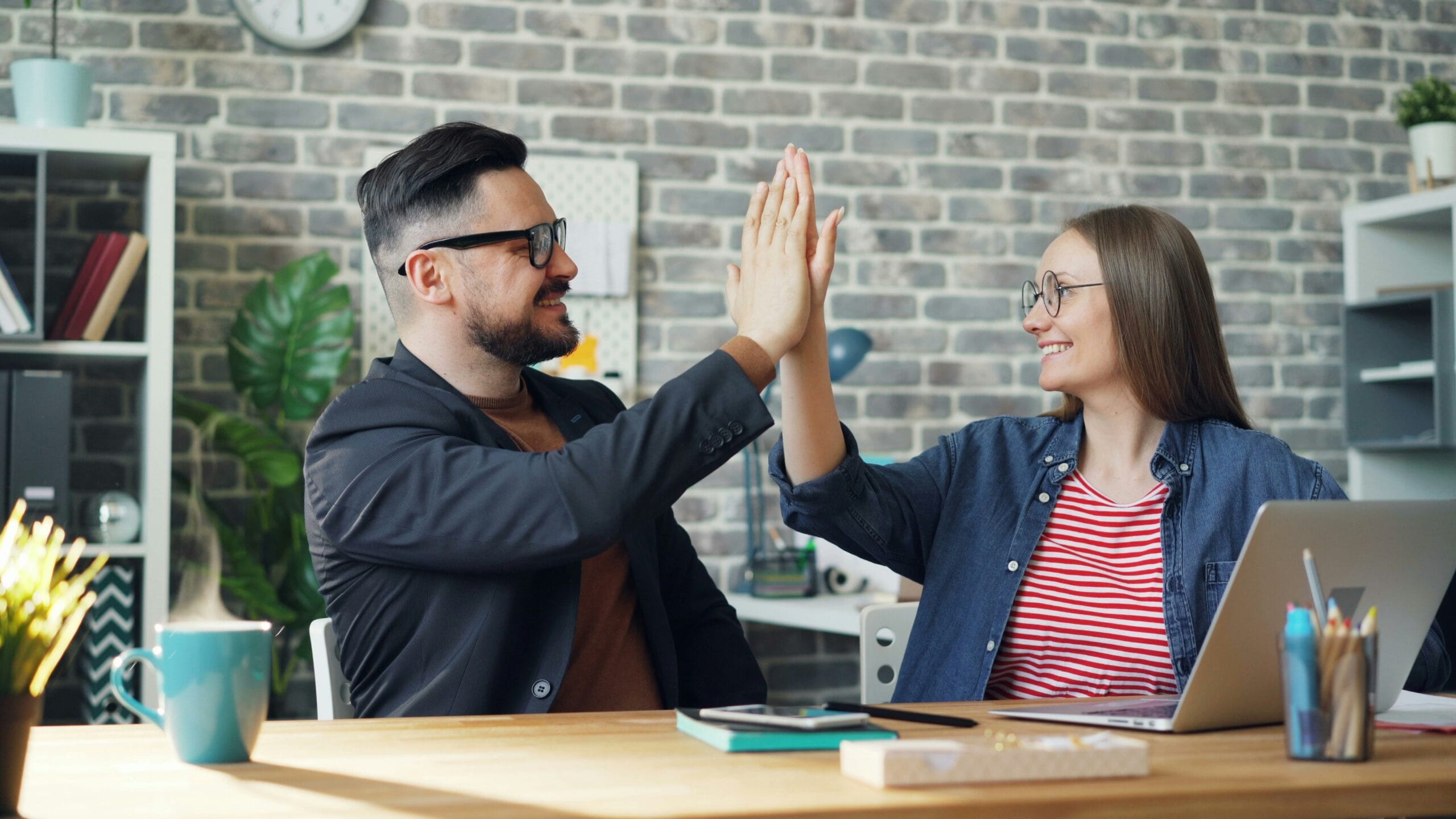 skill-sukses-karier Karyawan sukses dalam karier berkat skill yang relevan